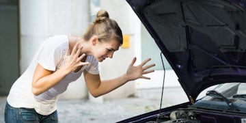 Qué métodos existen para arrancar un auto sin empujarlo.