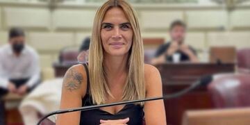 Amalia Granata en la Legislatura santafesina.