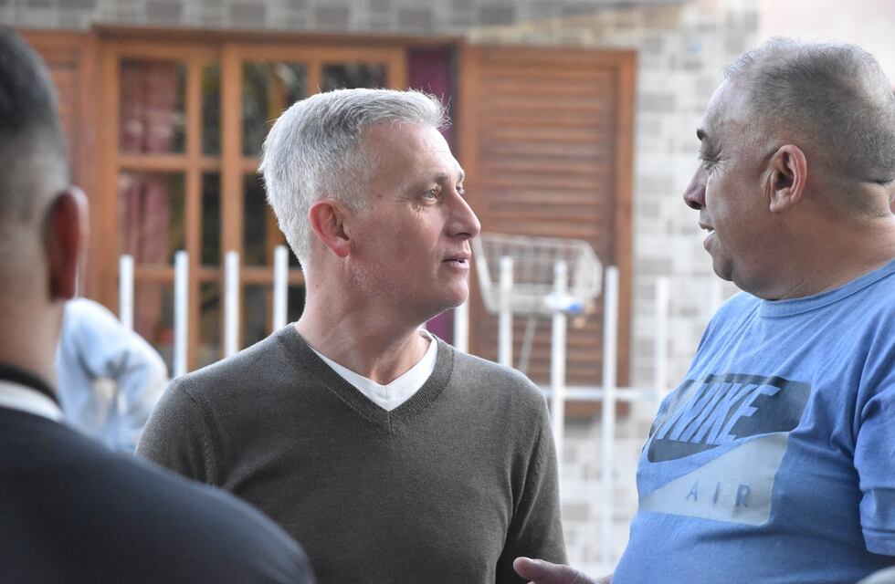 Carlos Paz: inauguraron un nuevo tramo de adoquinado en Barrio Colinas