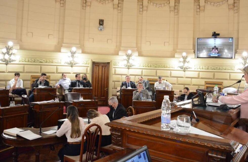 El Senado santafesino convirtió en ley el Presupuesto provincial 2022
