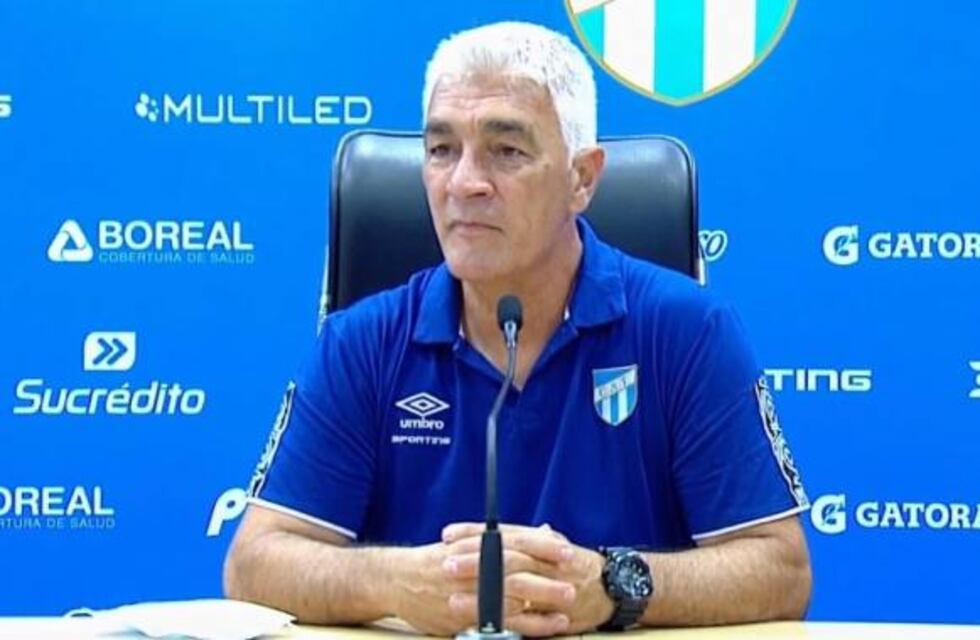 Omar De Felippe: “Es una vergüenza que el árbitro no lo haya cobrado”