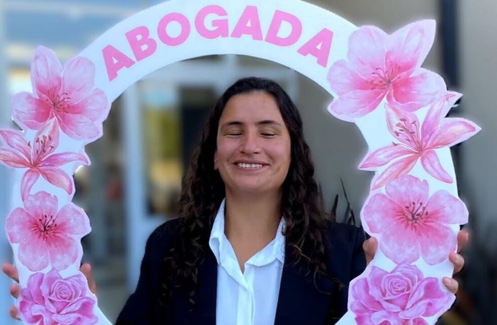 Egresó la primera abogada ciega de la Universidad Nacional del Sur