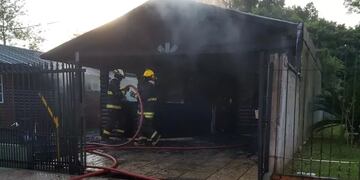 Joven sufrió graves quemaduras en el incendio de una vivienda en Leandro N. Alem