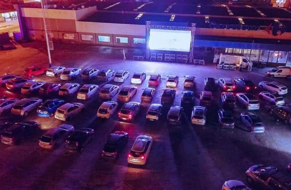 Vuelve el autocine a Tierra del Fuego con producciones locales y nacionales