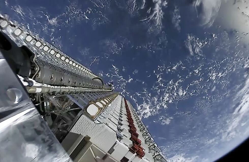 Starlink, la joya de Elon Musk: qué buscan los argentinos en Google sobre el servicio de internet satelital