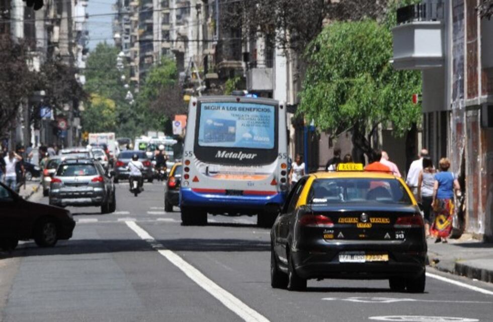 El tránsito nocturno bajó un 60% y disminuyó la atención en las guardias por accidentes en Rosario
