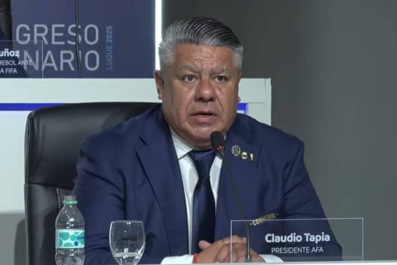 Claudio "Chiqui" Tapia, presidente de la AFA. (Crédito: X/@okdobleamarilla)