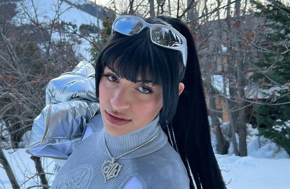 Cazzu derritió la nieve con un show gratuito en el cerro Catedral ante más de 15 mil personas