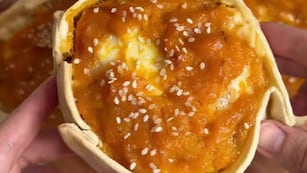 La receta de canastitas de calabaza y cebolla caramelizada.