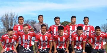 El 9 ganó ante El Linqueño y se ilusiona