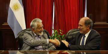 San Luis firmó un acuerdo con el Banco Nación.