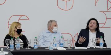 El intendente Benedetti se reunió con Inspectores y Directoras de las Escuelas de Arroyito