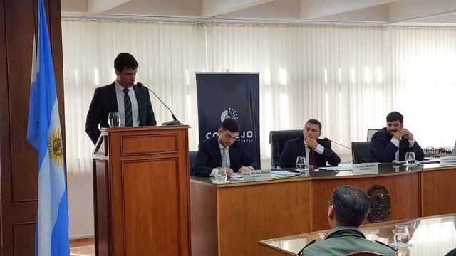 Leonardo Viotti en la apertura de sesiones ordinarias en el Concejo Municipal de Rafaela