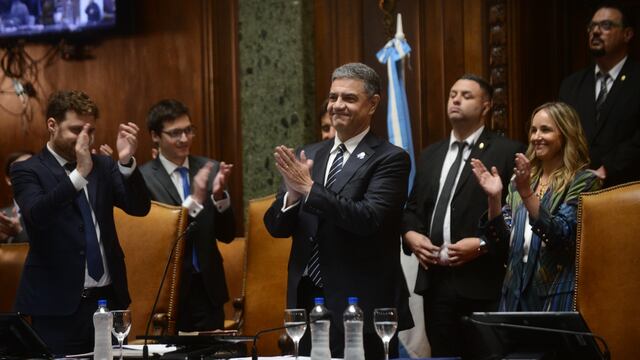 Jorge Macri juró como jefe de gobierno porteño en la Legislatura