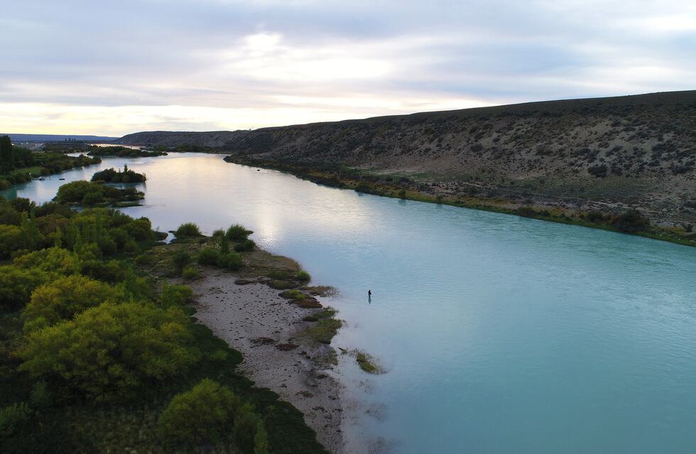 Represas: la ONG Banco de Bosques solicitó a la Corte Suprema aplicar el principio precautorio para salvar al río Santa Cruz