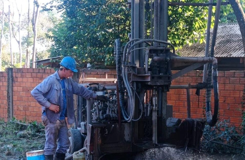 Puerto Iguazú: trabajos para mejorar el servicio de agua potable