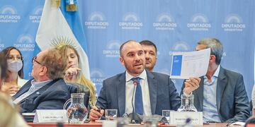 Carlos Heller y Martin Guzman durante la presentacion del presupuesto 2022 en Diputados. (Foto: Federico Lopez Claro)