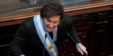 El presidente de Argentina, Javier Milei, pronuncia su discurso anual sobre el Estado de la Nación, que marca el inicio del año legislativo, en Buenos Aires, Argentina, el sábado 1 de marzo de 2025. (Foto AP/Rodrigo Abd)