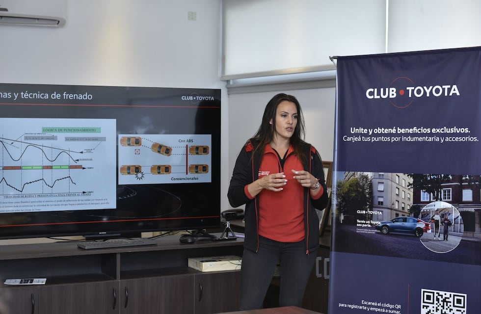 Tres Arroyos: Ianina Zanazzi llevó adelante una clínica de manejo