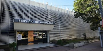 El joven fue derivado al Instituto del Quemado de la ciudad de Córdoba.