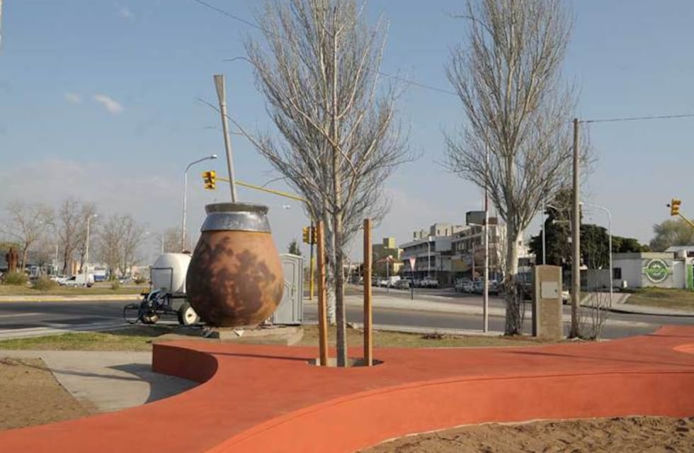 Recrean un monumento al mate que promete ser un total éxito en Santa Rosa