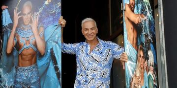 Un video del final de una muestra de fin de año de la escuela de Flavio Mendoza desató la polémica.