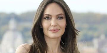 Angelina Jolie lanzó su marca de ropa sustentable.