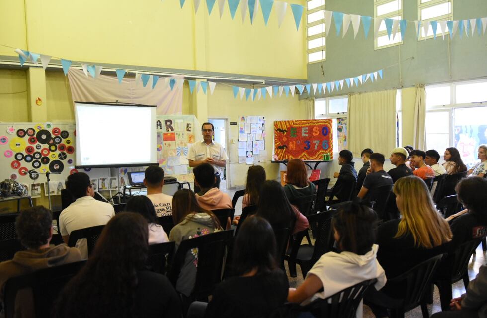 “Mi primera licencia de conducir” llegó a la escuela Dopazo