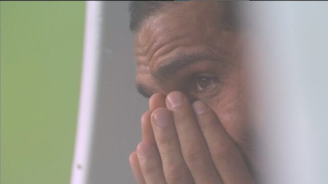 Gastón Revol lloraba desconsolado después de la expulsión ante Sudráfrica. Argentina terminó con una épica victoria.