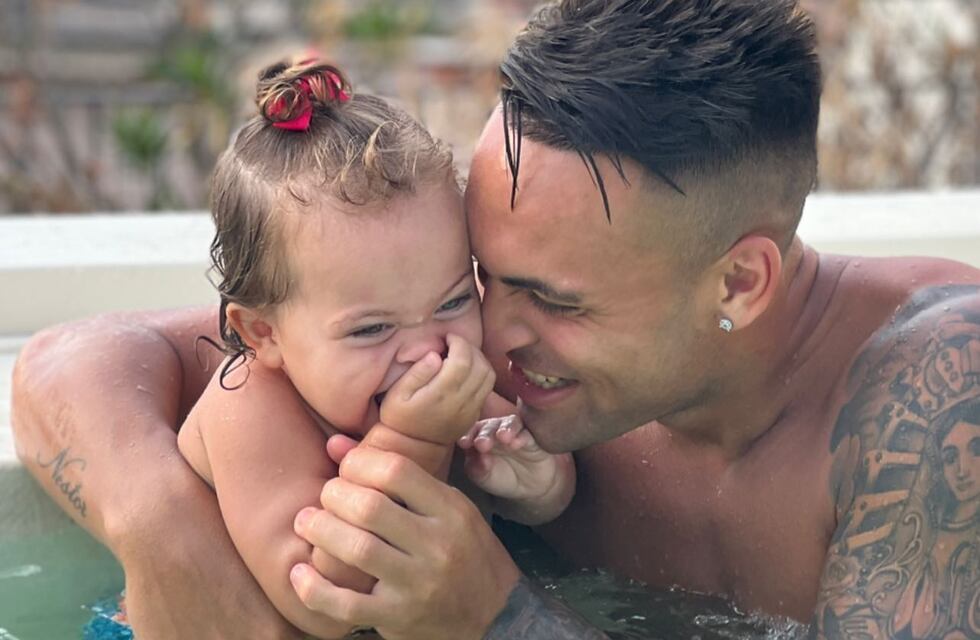 Nina Martínez hizo una mezcla rara de comida y la cara de asco de Lautaro lo dice todo