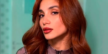 Melody Luz subió la temperatura posando con un conjunto de ropa interior ultra sexy y casi muestra de más