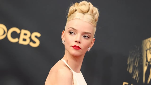 Anya Taylor Joy desplegó toda su sensualidad con un impactante traje de baño