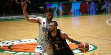 La Gloria recuperó el rumbo. Sufrió más de la cuenta, y ganó por un doble.