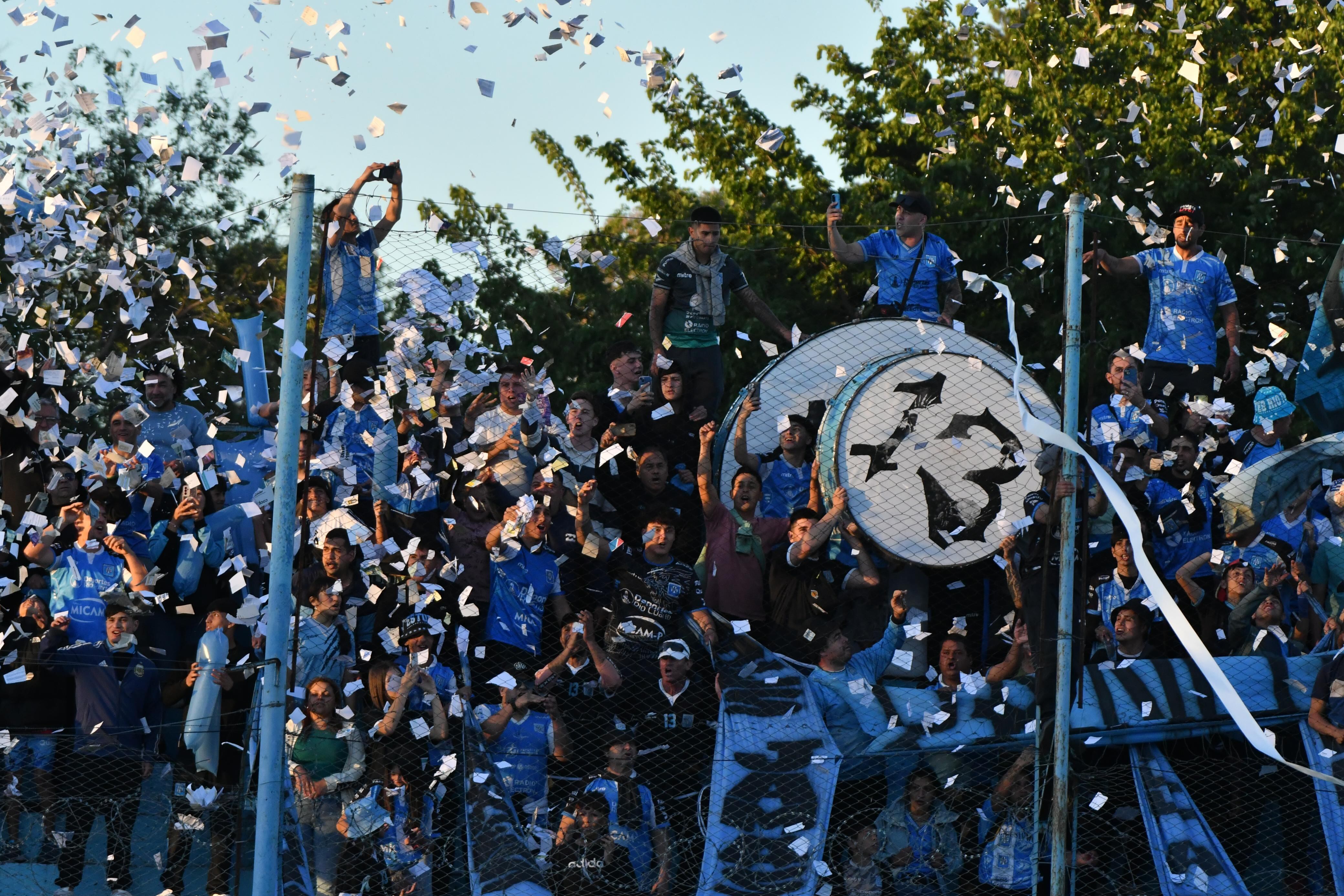 Estudiantes de Río Cuarto enfrentó de local a Patronato por la Primera Nacional. (Tomy Fragueiro / La Voz)
