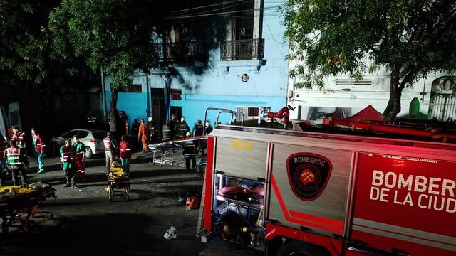 Un derrumbe en Floresta dejó 2 muertos y al menos 20 heridos.