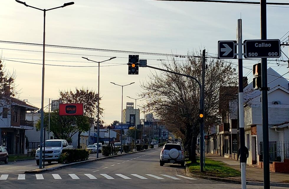 Tránsito en Tandil: para evitar más accidentes, instalan semáforos en cercanías al Dique