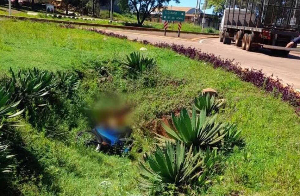 Motociclista de 43 años falleció tras un despiste en Puerto Esperanza