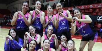 Bolívar de Carlos Paz gritó campeón en el básquet femenino cordobés