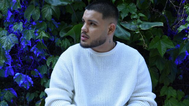 Sael presentó "Del mar".