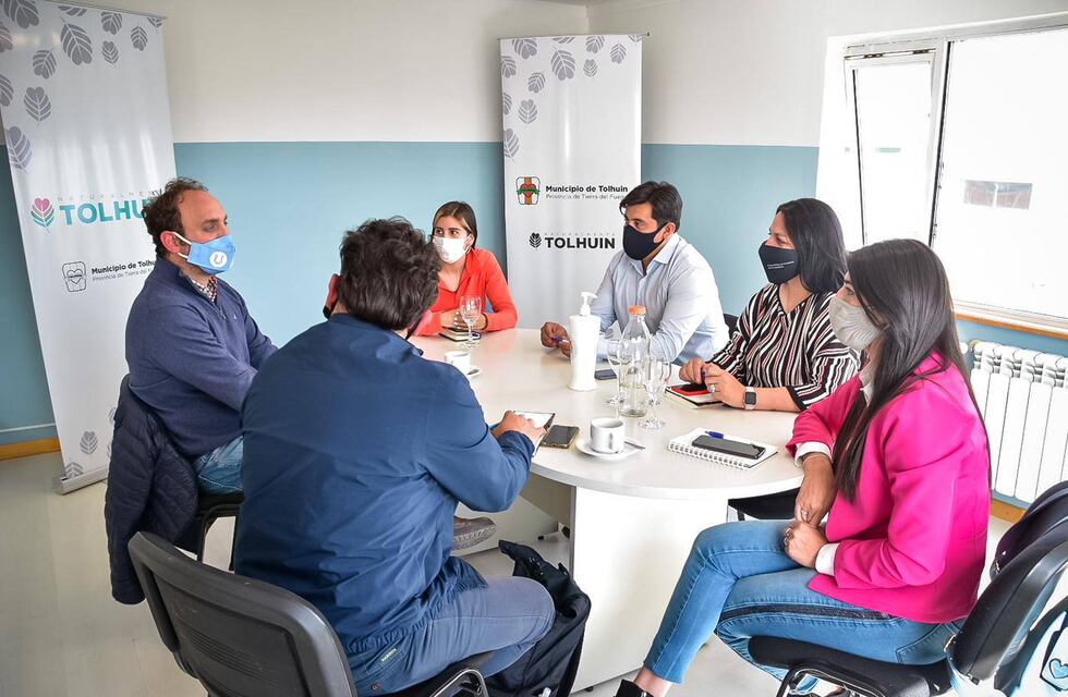 Los Municipios de Tolhuin y Ushuaia llevan adelante tareas en conjunto para el fortalecimiento de las políticas públicas