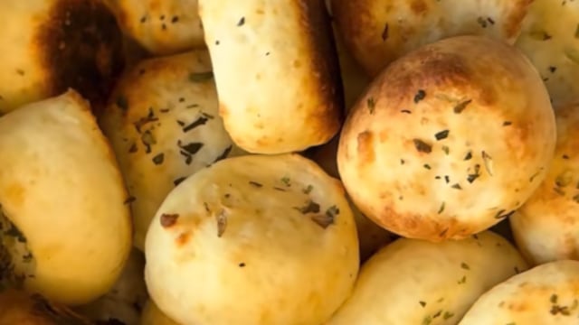 Cómo hacer bizcochitos saborizados con solo 3 ingredientes: la receta express para salvar la merienda