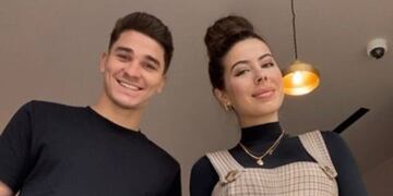 Sara Duque es la profesora de inglés de Julián Álvarez.