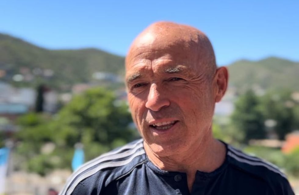 Villa Carlos Paz reconoció a Pablo Cavallaro tras consagrarse Campeón Sudamericano de XCO 2025