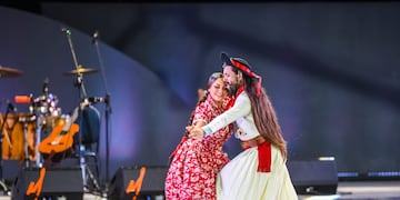 Bracco y Lorenzatti fueron los ganadores del rubro Pareja de Baile Tradicional del Pre Cosquín 2024.