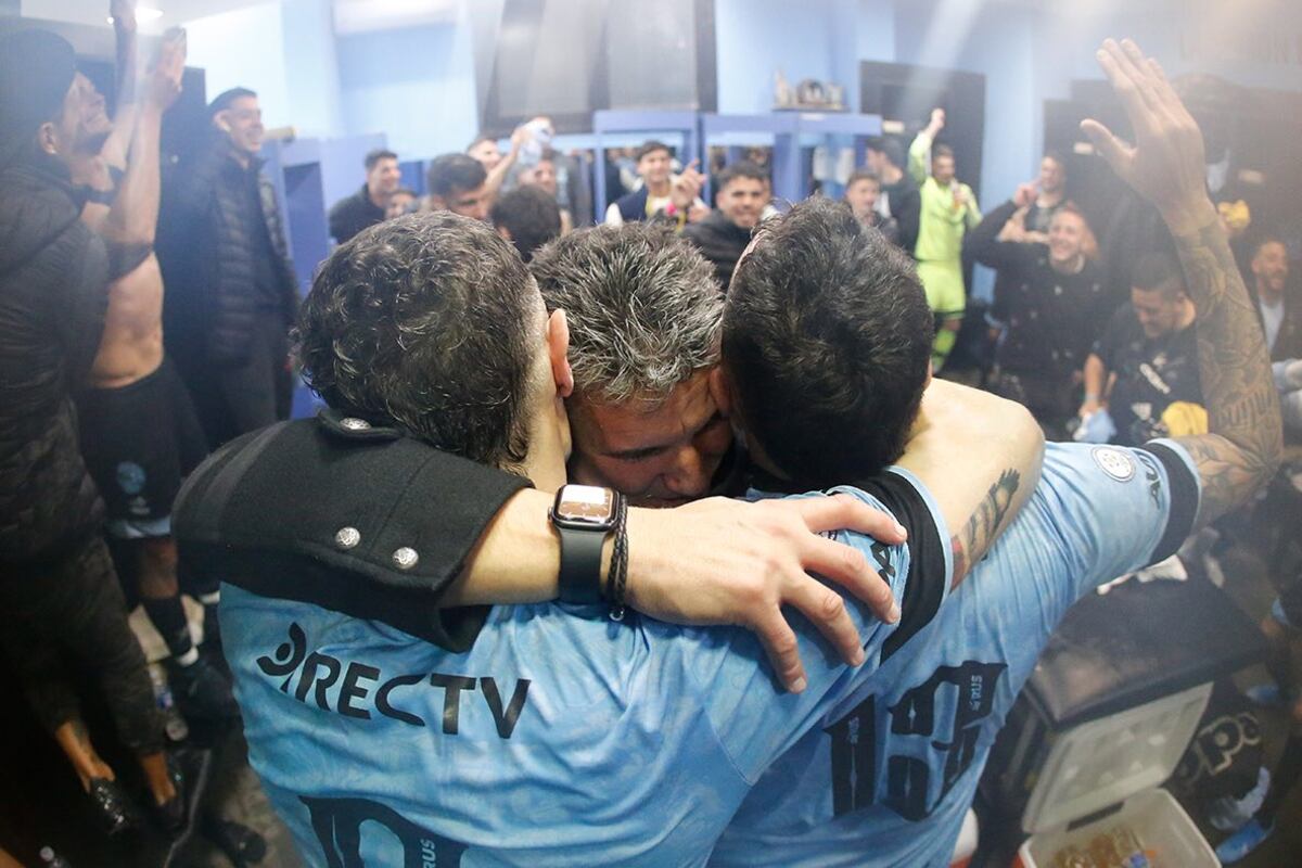 El presidente de Belgrano, Luis Fabián Artime, y un momento de honda emoción.