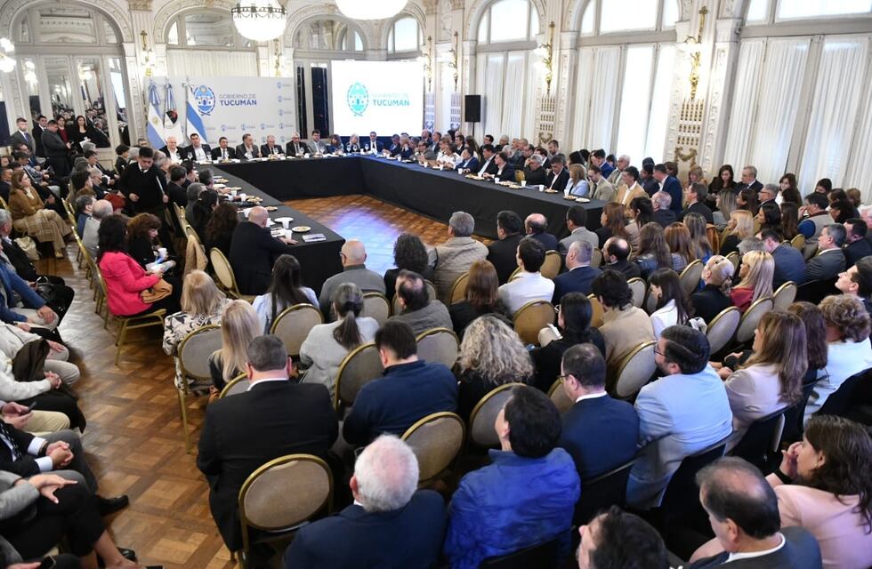 Jaldo encabezó una reunión con el gabinete ampliado para reforzar la planificación de la gestión