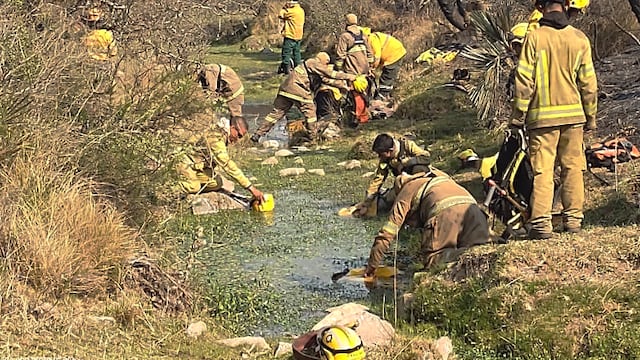 Unos 370 bomberos trabajan en el lugar (Ministerio de Seguridad).