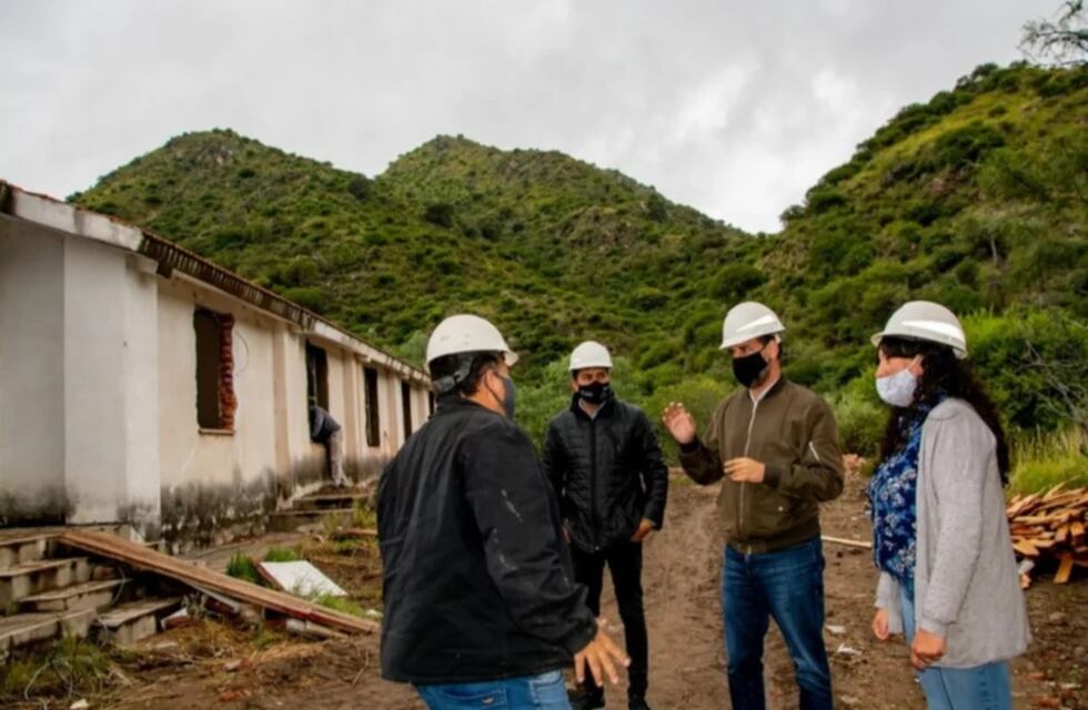 Comenzó la refacción de la hostelería en Villa de la Quebrada
