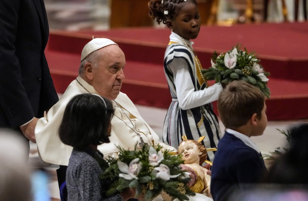 El papa Francisco celebró la misa de Nochebuena: “Nuestro corazón hoy está en Belén”