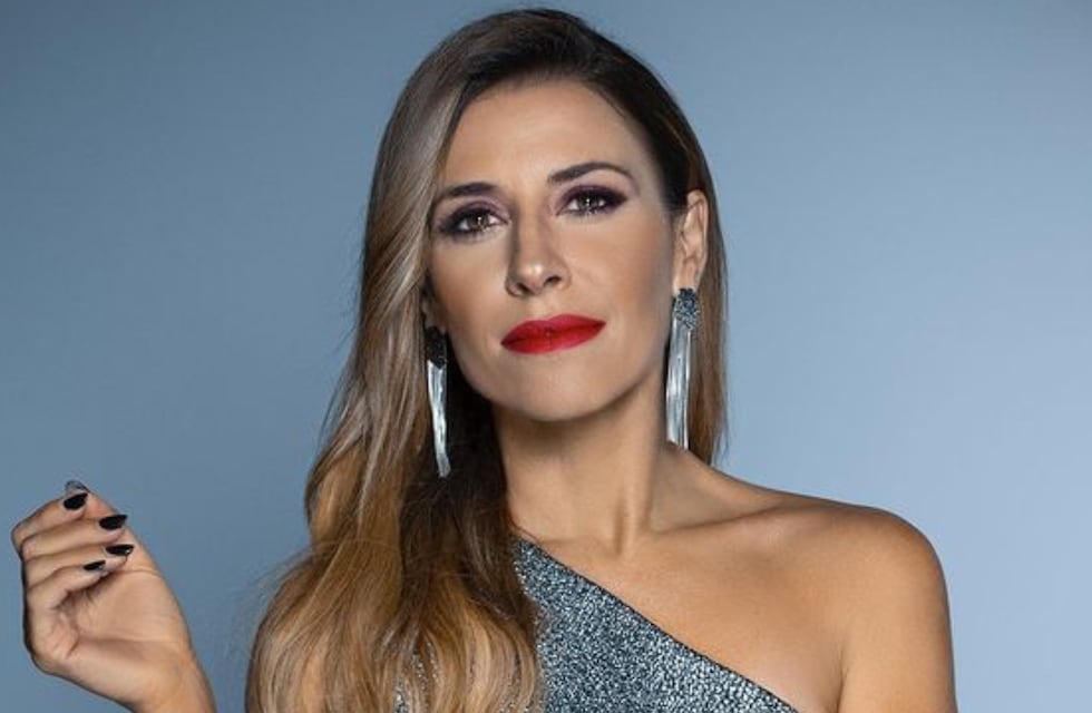 Brillos y transparencias, Mariana Brey lució la prenda que será furor en la temporada primavera verano